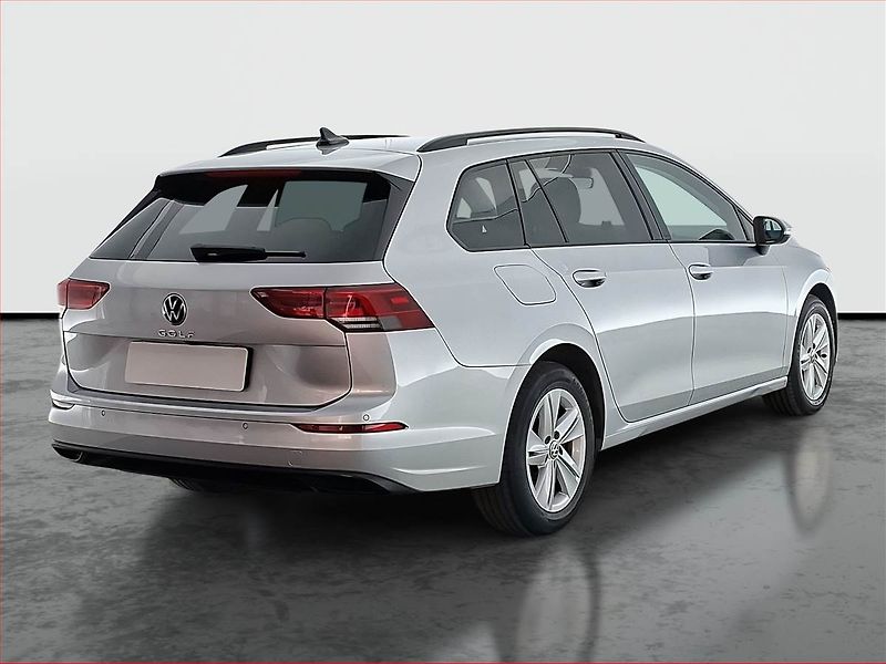 Volkswagen Golf (2021) Life 1.5 TSI, Serv.kniha - fotka 5 z 19