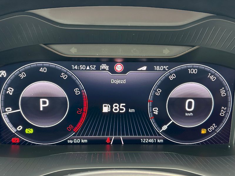 Škoda Karoq (2020) DSG 1.5 TSI / 110 kW / STYLE - fotka 18 z 35