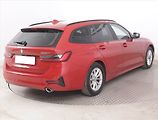 BMW Řada 3 (2019) Advantage 320 d - náhled 4