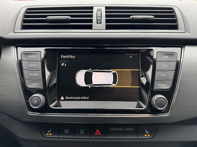 Škoda Fabia (2016) 1.2TSi JOY Navi Digi Klima - fotka 16 z 50