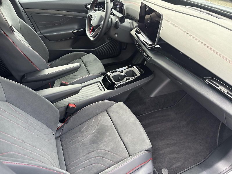 Volkswagen ID.4 (2025) GTX 4Motion People - fotka 9 z 33