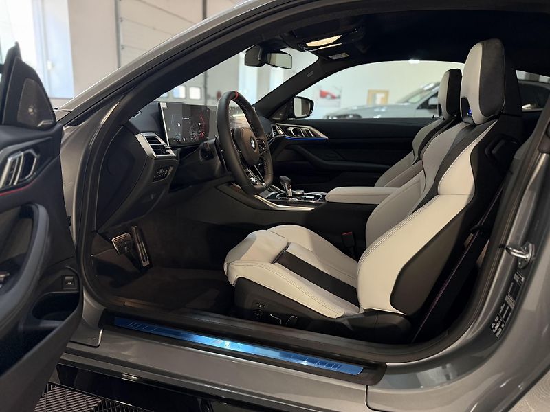 BMW M4 Competition xDrive FCL Indiv. - fotka 17 z 48