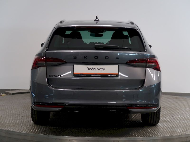 Škoda Octavia (2025) SPORTLINE 2.0TDI 110KW DSG CAN - fotka 9 z 41