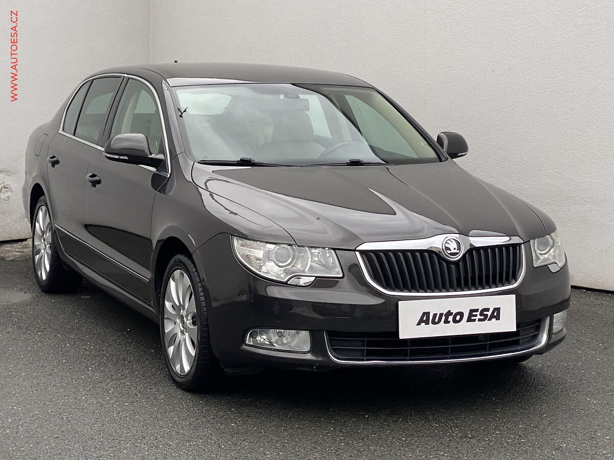 Škoda Superb 2.0 TDi, Elegance, DSG, bixen