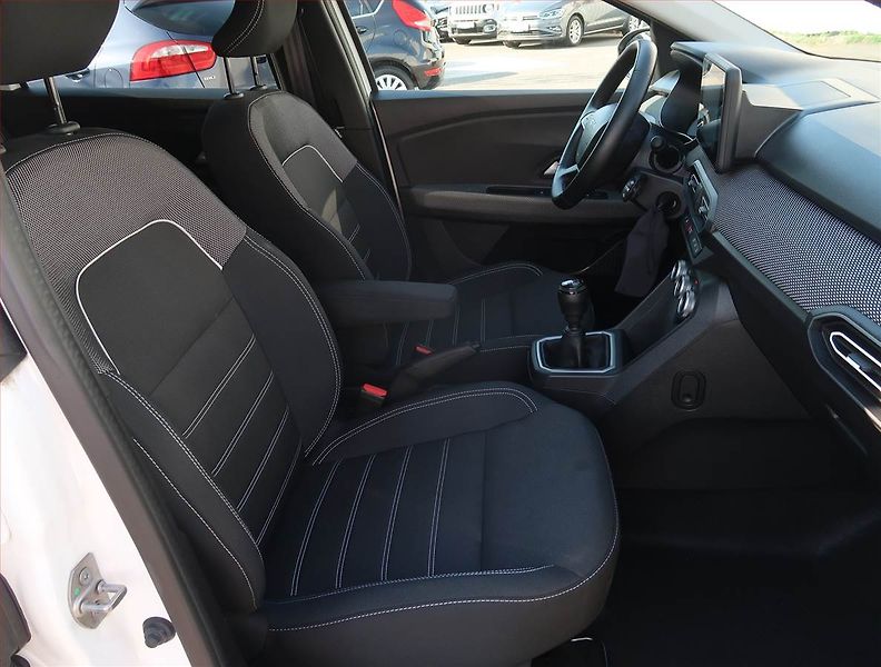 Dacia Jogger (2024) 1.0 TCe, LPG, ČR,1.maj - fotka 8 z 19