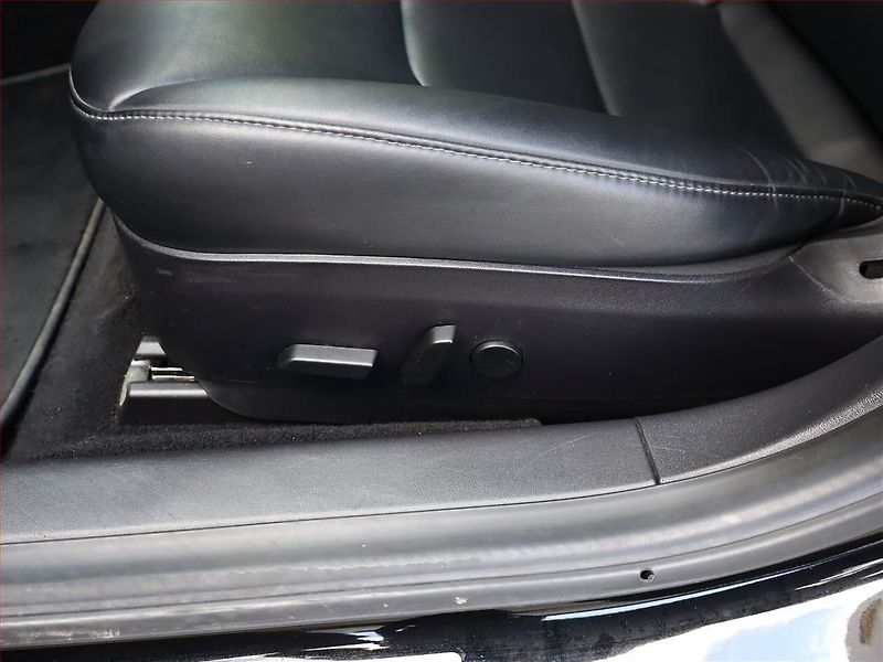 Tesla Model 3 (2019) Long Range 4WD 78kWh, SoH 83% - fotka 17 z 20