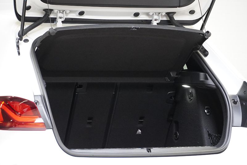 BMW Řada 1 118i,M-paket,ČR,DPH,NAVI - fotka 9 z 28