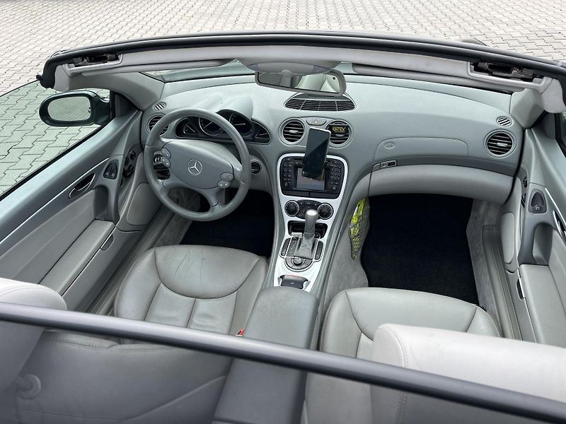 Mercedes-Benz SL (2003) 350 - fotka 8 z 12
