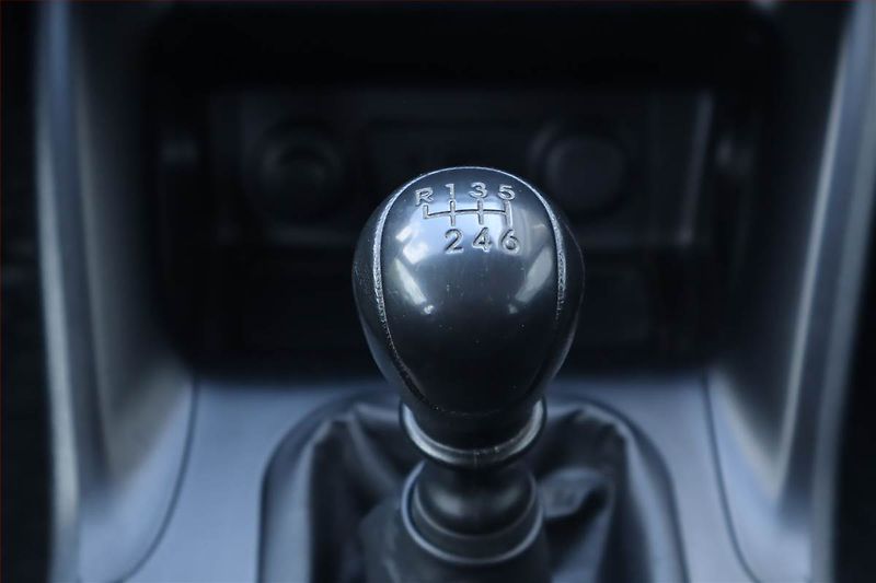 Hyundai ix35 (2011) 1.7 CRDi, Serv.kniha - fotka 19 z 19