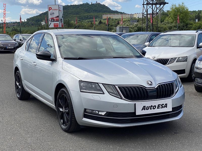 Škoda Octavia (2017) 1.6 TDi, ČR, Style, LED - fotografie inzerátu