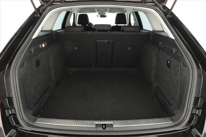 Škoda Superb (2017) 2.0 TDI, Automat, Navi - fotka 11 z 21