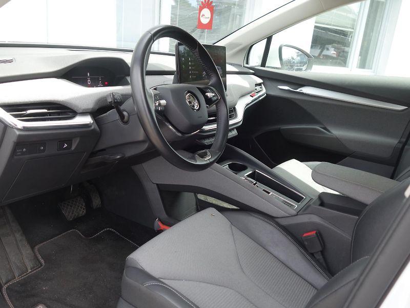 Škoda Enyaq (2021) iV60 Sport Line, SoH 91,8%,DPH - fotka 11 z 28