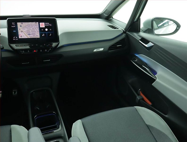 Volkswagen ID.3 (2020) 1st (62 kWh), SoH 90% - fotka 8 z 18