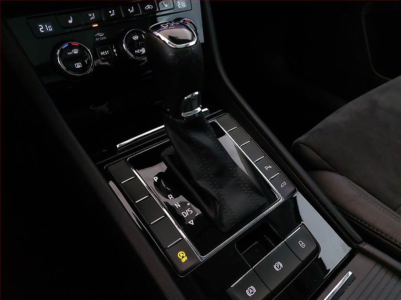 Škoda Superb (2019) Style 1.5 TSI, Automat - fotka 11 z 19