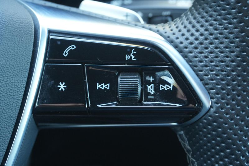 Audi e-tron S 370 kW Quattro, SoH 95,6%  - fotka 19 z 39