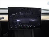 Tesla Model Y (2023) RWD LFP 60kWh, SoH 97% - náhled 16