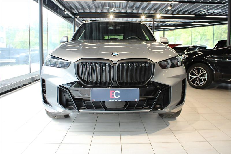 BMW X5 xDrive30d M Sport Pro DAProf/3 - fotka 2 z 34