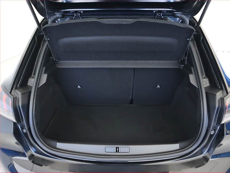 Peugeot 208 (2022) Allure 1.2 PureTech - fotka 14 z 20