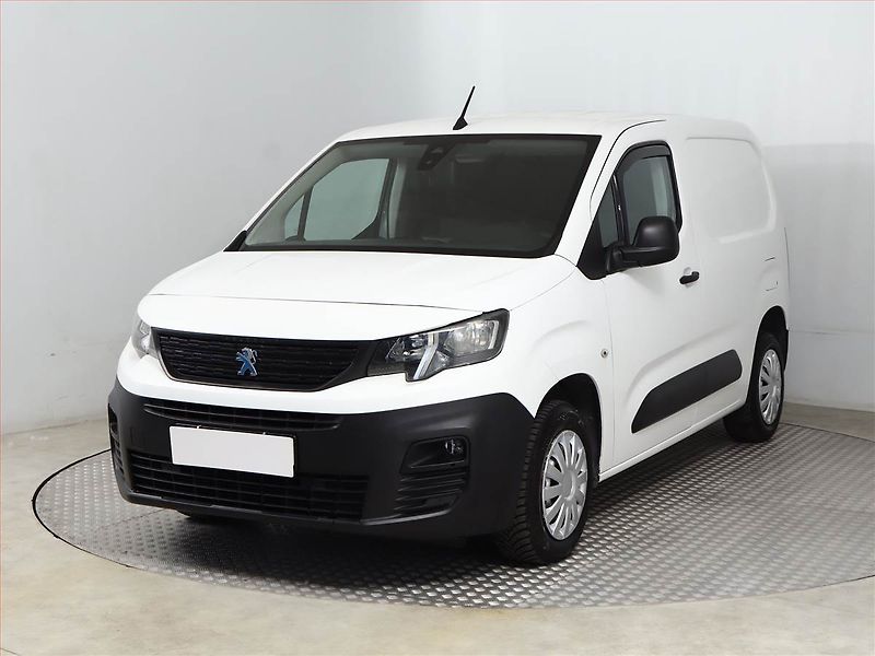 Peugeot Partner (2020) 1.5 BlueHDi, ČR - fotka 2 z 15