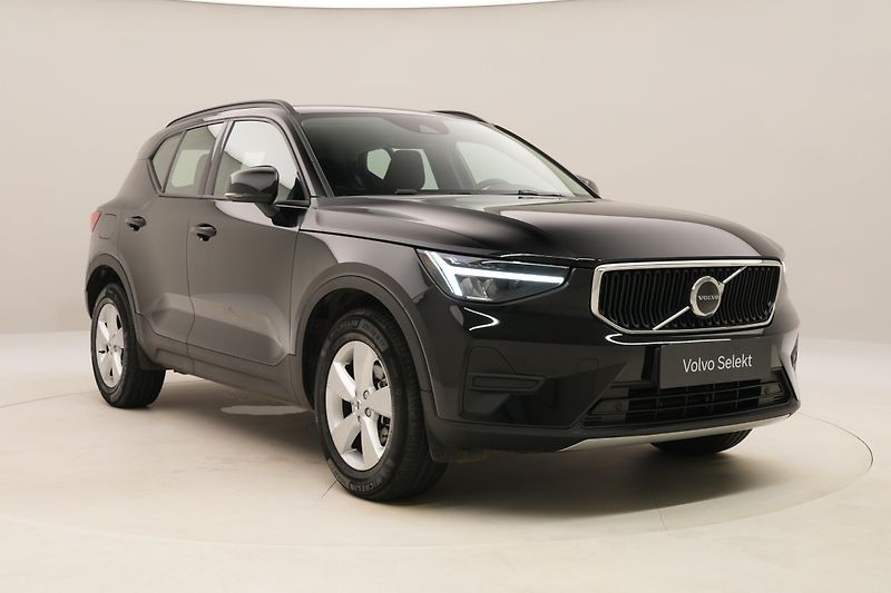 Volvo XC40 T2 ESSENTIAL CZ - fotka 15 z 42