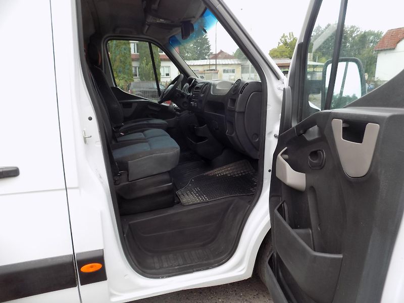 Renault Master (2014) 2,3 110KW MAXI KLIMA - fotka 23 z 35