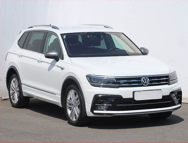 Volkswagen Tiguan Allspace (2020) R-Line 2.0 TDI, DSG,4X4 - fotografie inzerátu