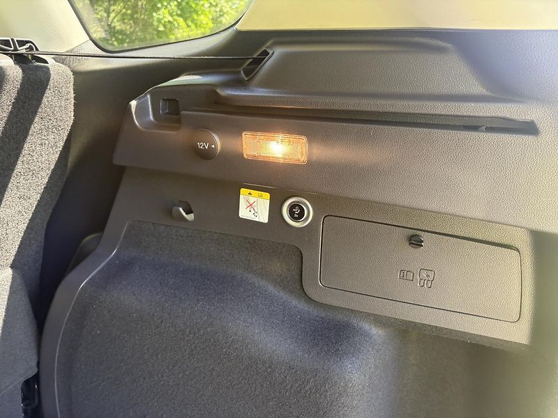 Ford Kuga (2019) Titanium 2.0 TDCi 4X4  - fotka 16 z 37