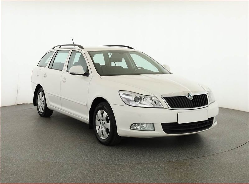 Škoda Octavia (2012) 1.4 TSI, ČR,1.maj, po STK - fotografie inzerátu
