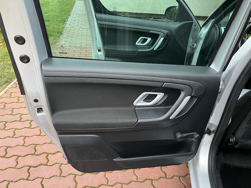 Škoda Roomster 1.2 51KW,ROZVODY+OIL,1MAJITELK - fotka 15 z 43