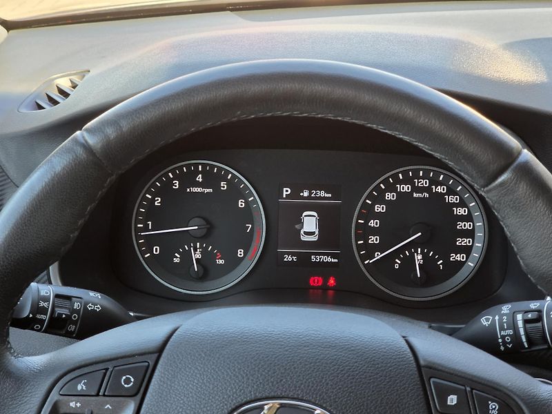 Hyundai Tucson (2020) 1,6TGDI 130kW DCT - fotka 13 z 16