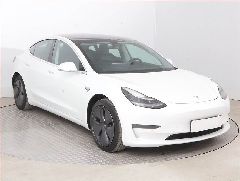 Tesla Model 3 (2019) Long Range 4WD 78kWh, SoH 85% - fotografie inzerátu