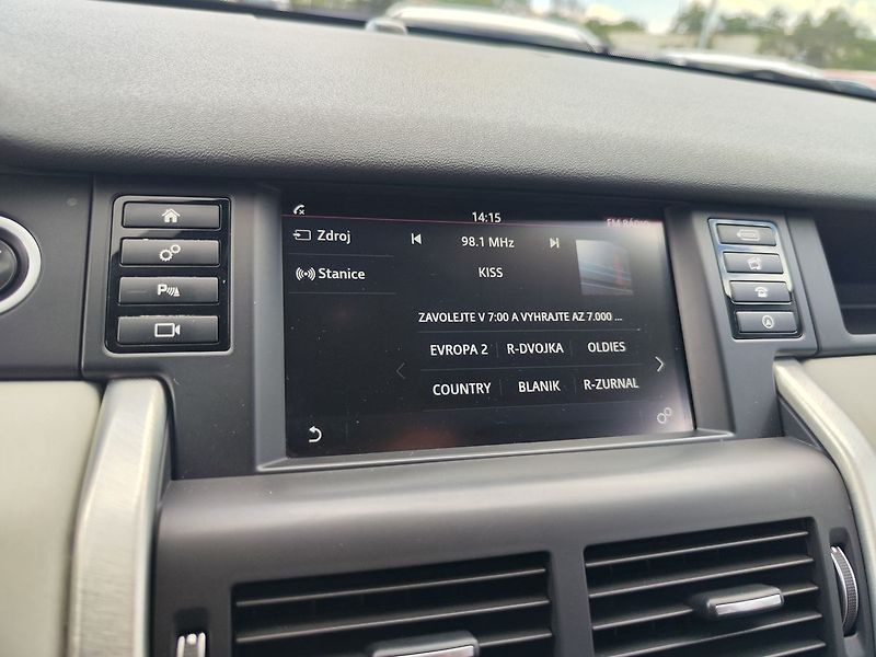 Land Rover Discovery Sport 2.0 TD4 HSE/132kW Servisováno - fotka 20 z 33