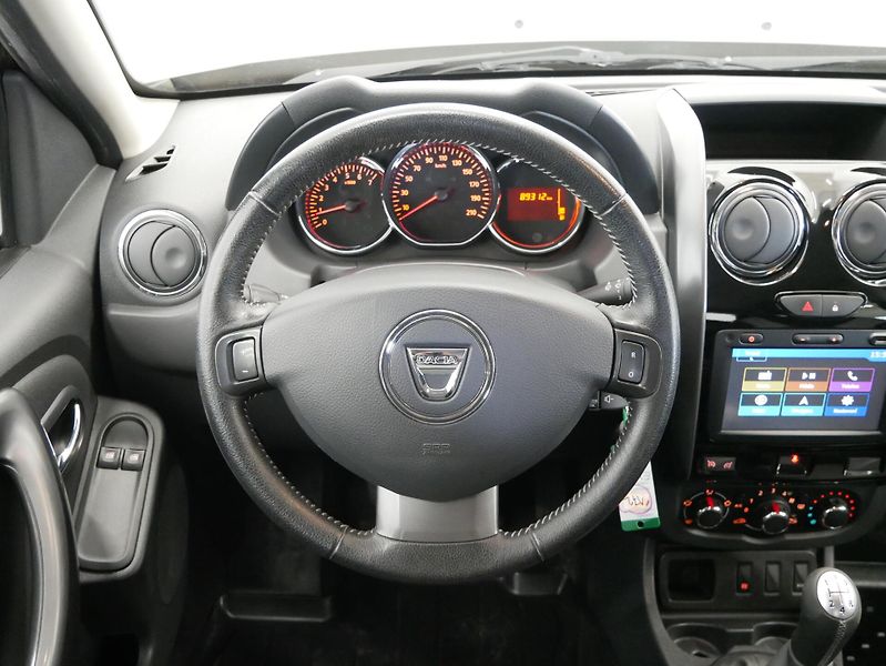 Dacia Duster - fotka 18 z 28