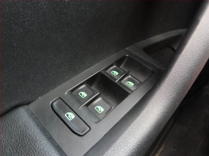 Škoda Octavia (2018) Style 2.0 TDI, Automat, Kůže - fotka 14 z 14
