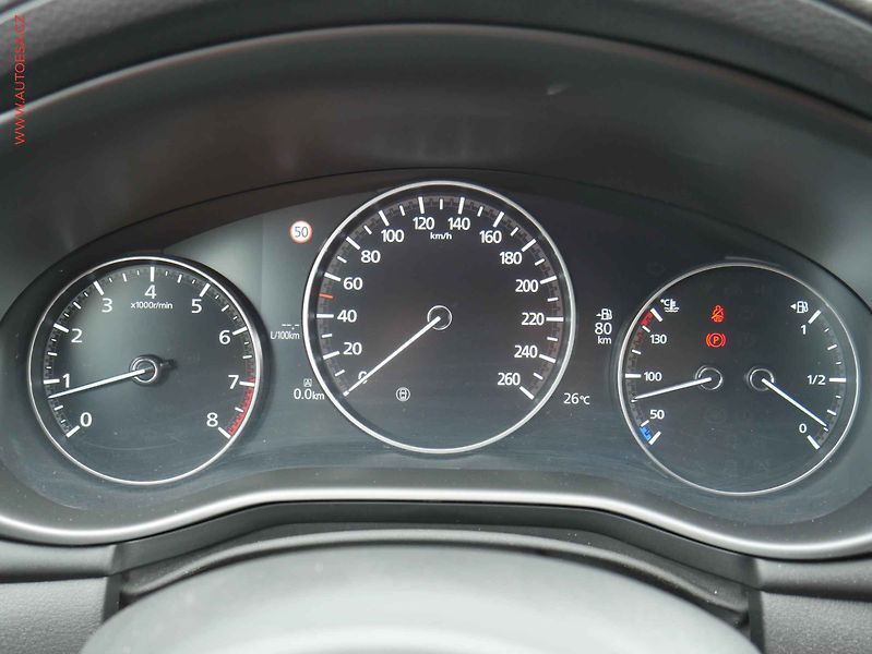 Mazda 3 (2022) 2.0 Skyactiv-G, 1.maj,ČR, AC - fotka 14 z 22