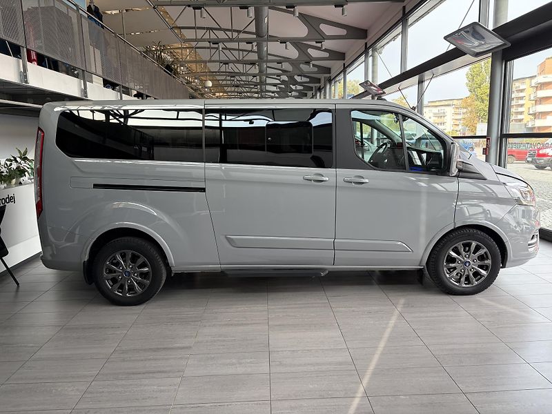 Ford Tourneo Custom - fotka 7 z 16