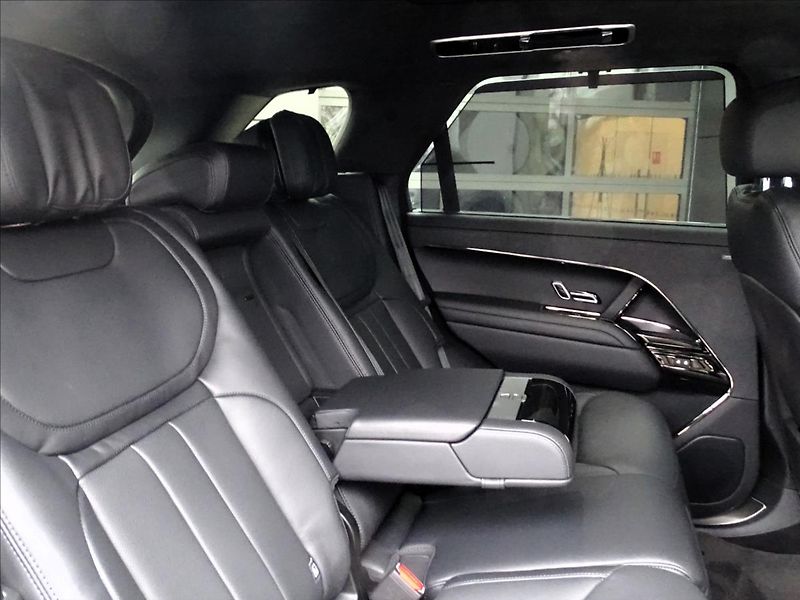 Land Rover Range Rover Sport (2026) 3,0 P550e AUTOBIOGRAPHY PHEV - fotka 27 z 29