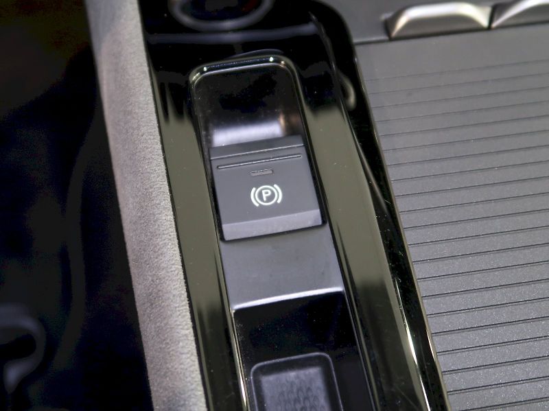 Škoda Superb (2024) SELECTION 2.0TDI 110KW DSG - fotka 34 z 43