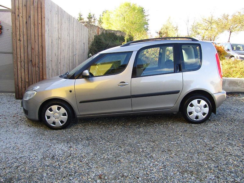 Škoda Roomster (2008) 1.4 TDI 59kW - fotka 3 z 34