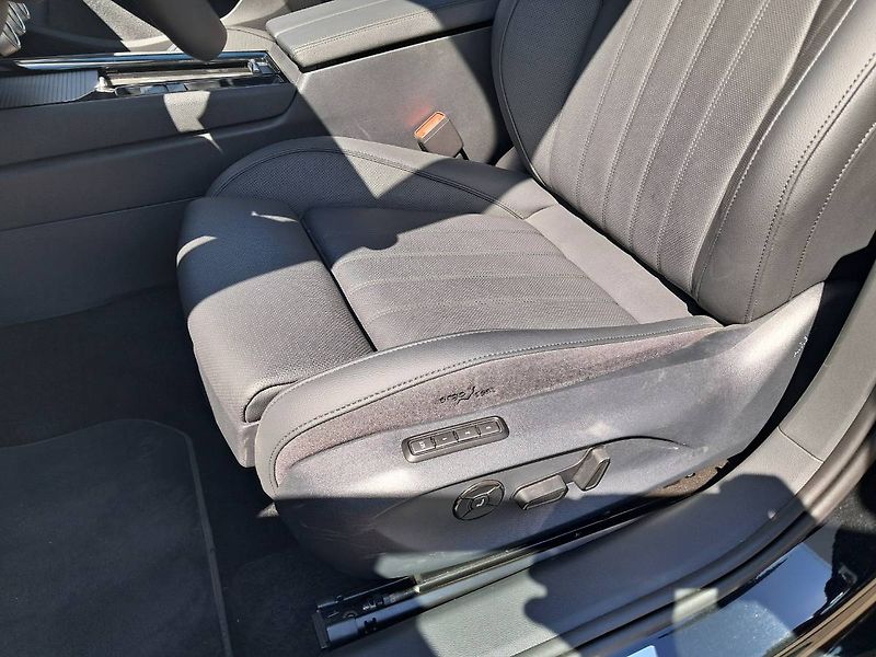Škoda Superb (2025) iV L&K 1.5 TSI /110 kW DSG6 - fotka 27 z 34