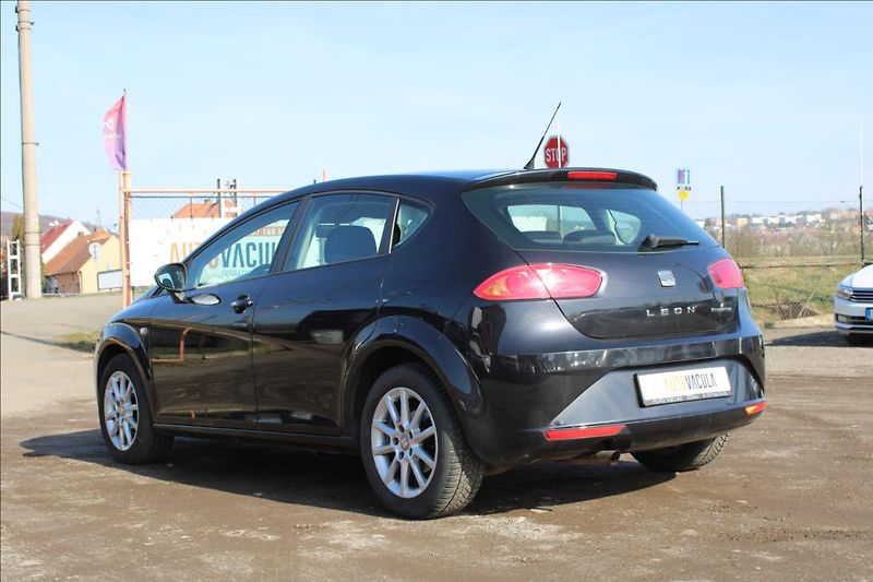 Seat Leon 1,2 TSi  KLIMA, ROZVODY - fotka 7 z 30