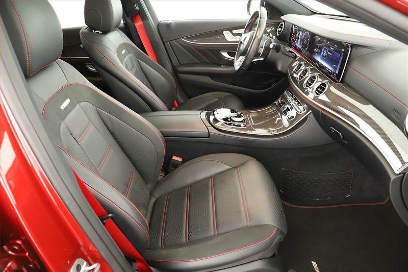 Mercedes-Benz Třídy E (2019) E 53 AMG 4MATIC+ - fotka 7 z 21