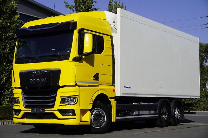 MAN TGX (2023) 26.510/ Refrigerator + trailer - fotka 2 z 24