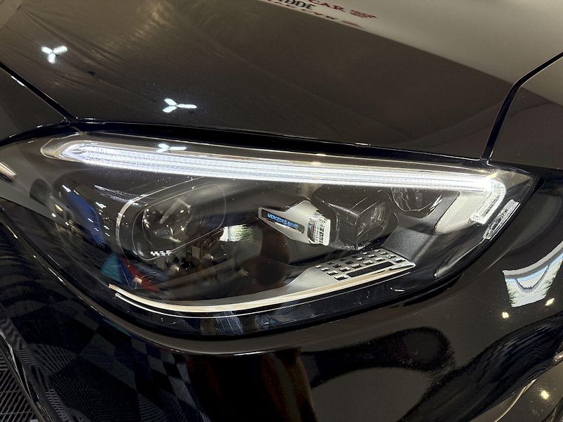 Mercedes-Benz Třídy C C200 AMG FCL CZ 1.maj. - fotka 11 z 42