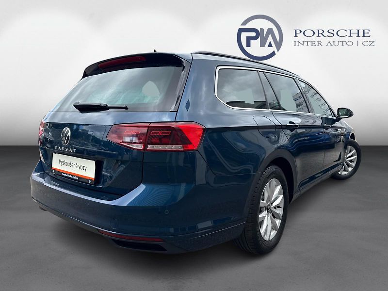 Volkswagen Passat 2.0 TDI 110kw DSG Variant - fotka 2 z 24