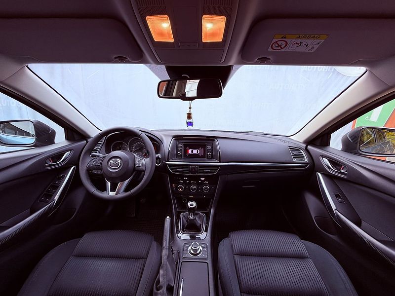 Mazda 6 2.0 Skyactiv Center-Line, Serv - fotka 14 z 27