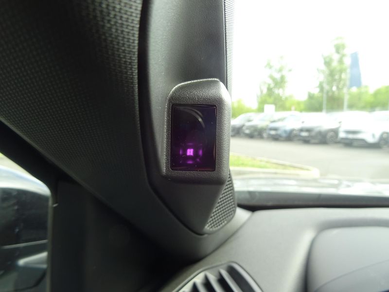 Peugeot 2008 (2026) ALLURE Hybrid 145k e-DCS6 - fotka 20 z 45