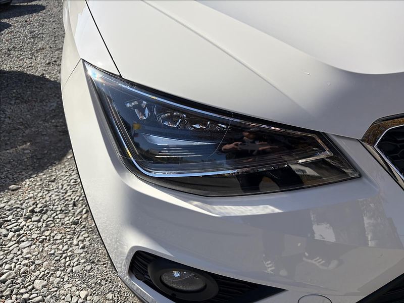 Seat Arona 1,0 TSi DPH  ParkPilot,LED,Kes - fotka 41 z 50