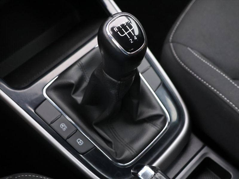 Škoda Fabia 1.0 TSI 70kW Style CZ DPH - fotka 27 z 36