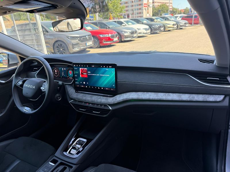 Škoda Octavia Top Selection 2.0 TDI 110kw DS - fotka 11 z 27